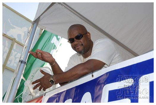 cayman_carnival_batabano_2010_pt2-180