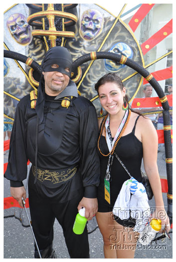 cayman_carnival_batabano_2010_pt3-087