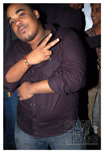celebrity_sep25-053