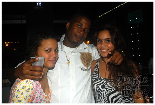 celebrity_sep25-067
