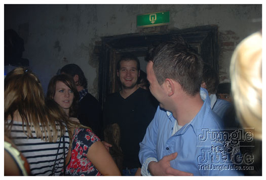 club_chu_chu_opening_nov2010-019