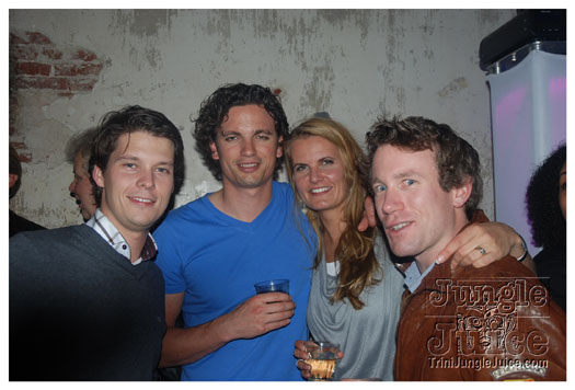 club_chu_chu_opening_nov2010-066