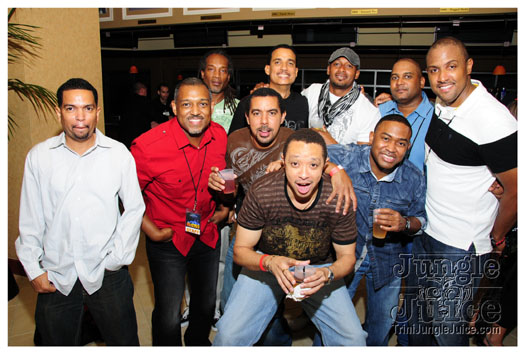 friends_miami_carnival_2010-172