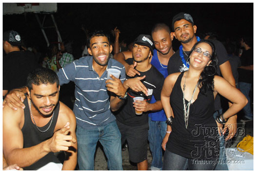funky_monkey_aug6-101