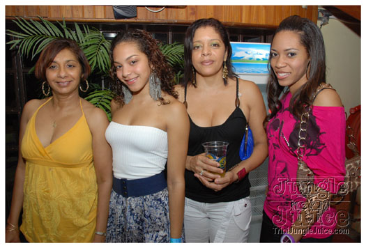 genesis_band_launch_2011-020