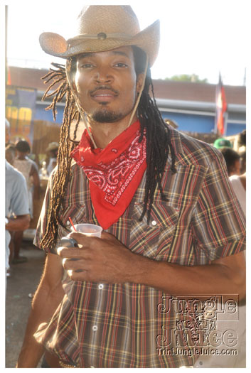 gyal_farm_2010_jul4-034