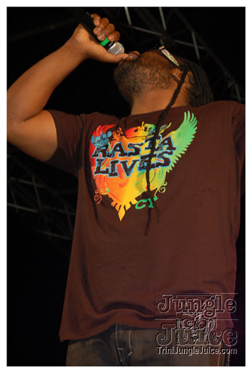 i_am_legend_3_apr3-100