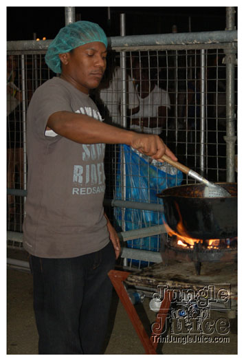 i_am_legend_3_apr3-107