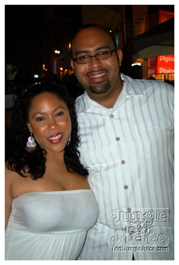 i_am_legend_3_apr3-145