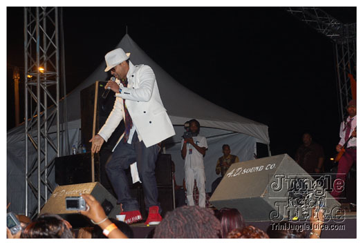 i_am_legend_3_apr3-165