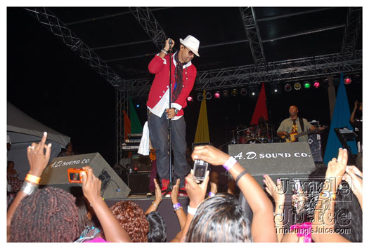 i_am_legend_3_apr3-176