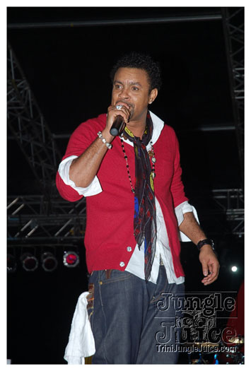 i_am_legend_3_apr3-192