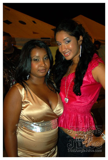 i_am_legend_3_apr3-199