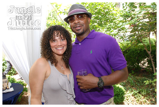 indigo_2010-086