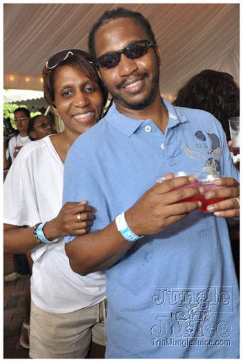 indigo_2010-117