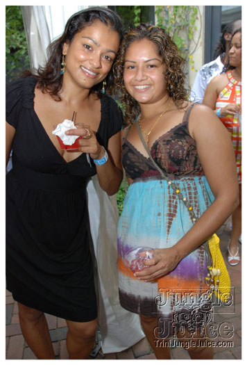 indigo_2010-121