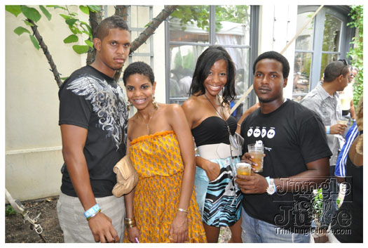 indigo_2010-156