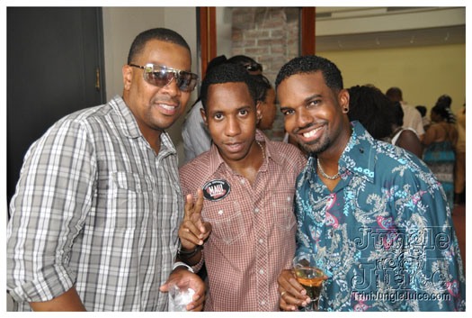indigo_2010-157