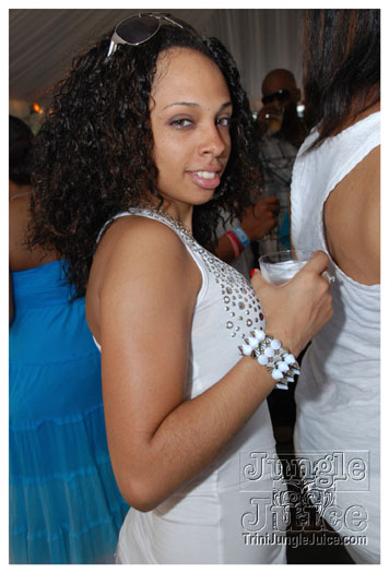 indigo_2010-183