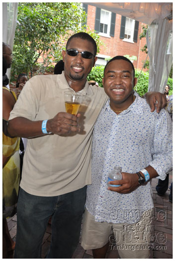 indigo_2010-203