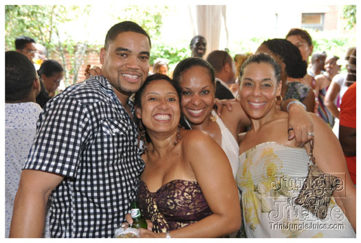 indigo_2010-215