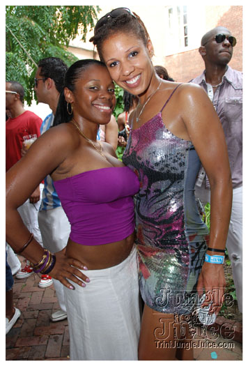 indigo_2010-227