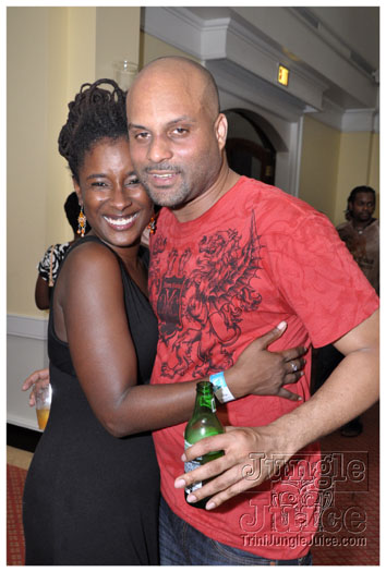 indigo_2010-240