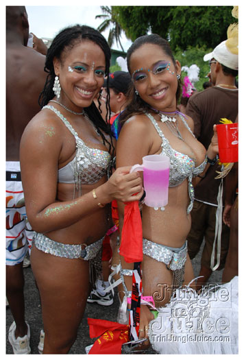 kadooment_day_2010_pt1-098