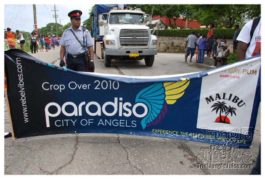 kadooment_day_2010_pt1-132