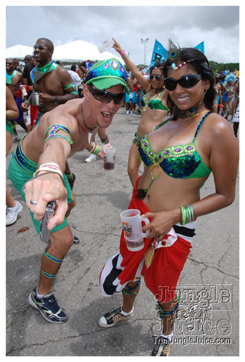 kadooment_day_2010_pt1-160