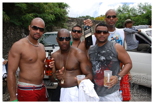 kadooment_day_2010_pt1-198