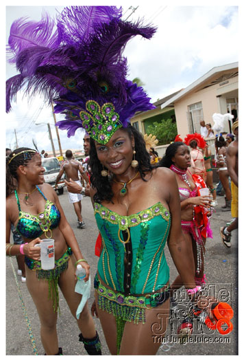 kadooment_day_2010_pt1-248