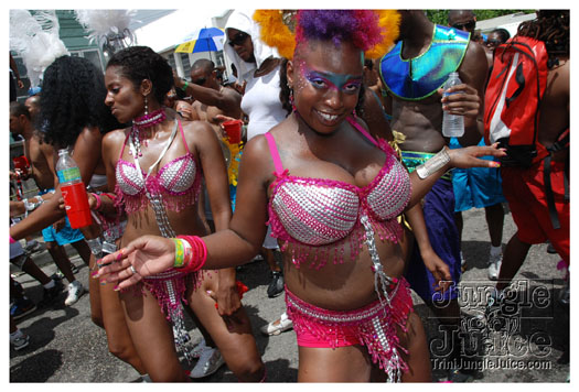 kadooment_day_2010_pt1-250