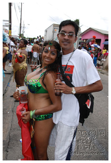 kadooment_day_2010_pt1-255