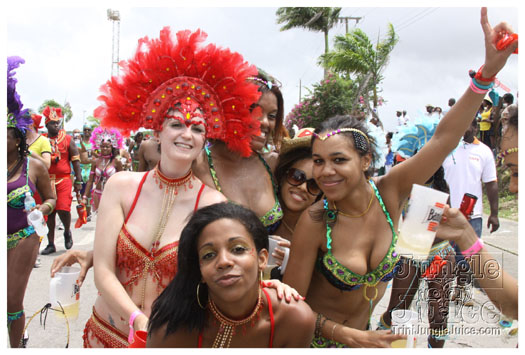 kadooment_day_2010_pt2-106