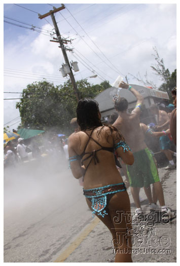 kadooment_day_2010_pt2-172