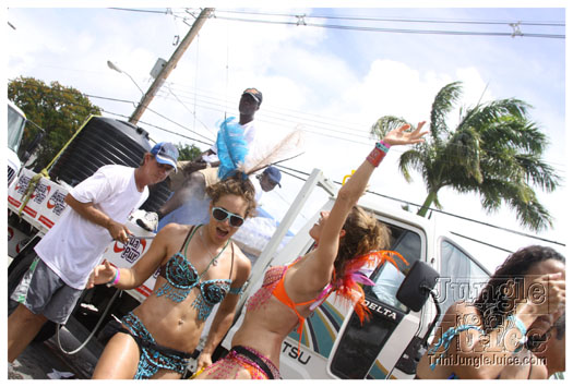 kadooment_day_2010_pt2-175