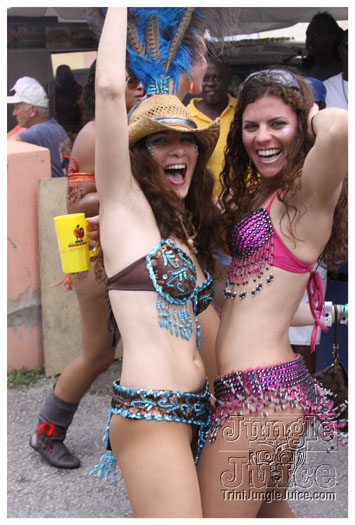 kadooment_day_2010_pt2-184