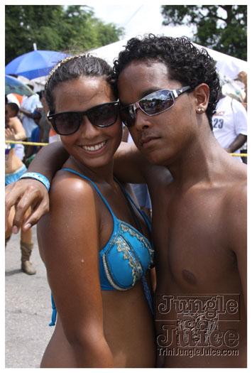 kadooment_day_2010_pt2-196