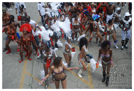 kadooment_day_2010_pt3-051