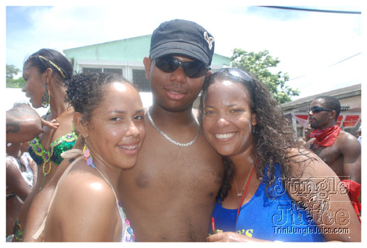 kadooment_day_2010_pt3-125