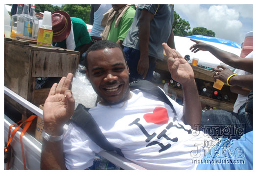 kadooment_day_2010_pt3-129