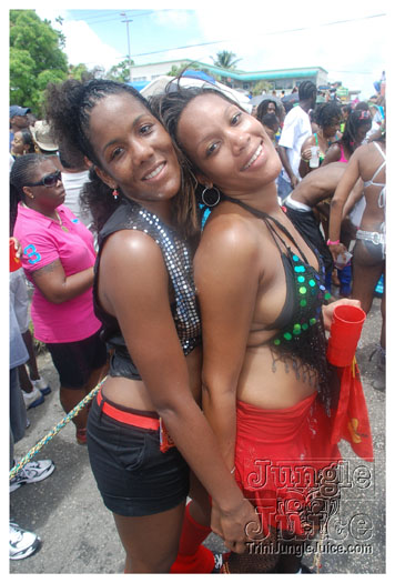 kadooment_day_2010_pt3-130