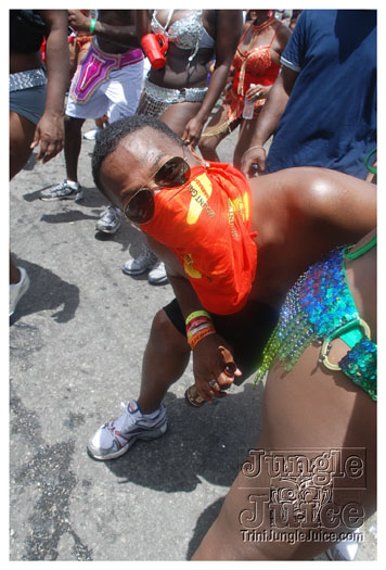 kadooment_day_2010_pt3-143