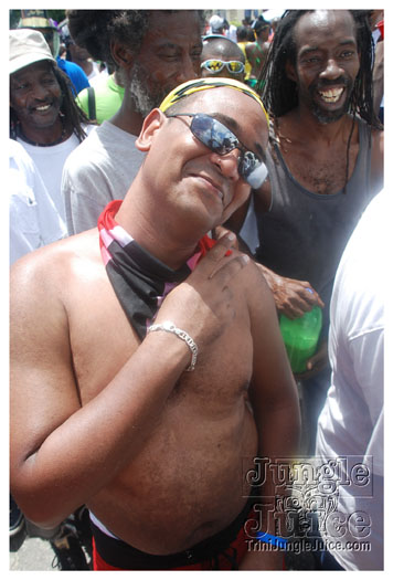 kadooment_day_2010_pt3-145