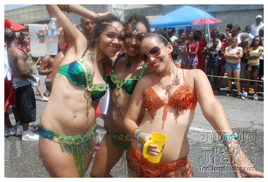 kadooment_day_2010_pt3-158