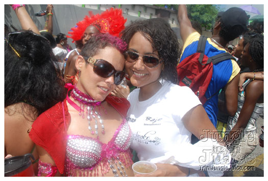 kadooment_day_2010_pt3-163