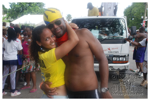 kadooment_day_2010_pt3-178