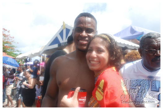 kadooment_day_2010_pt3-183