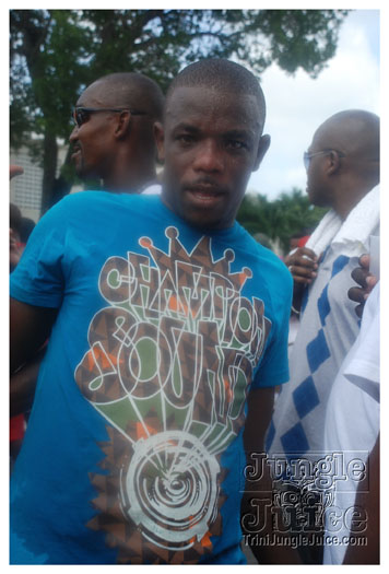kadooment_day_2010_pt3-184
